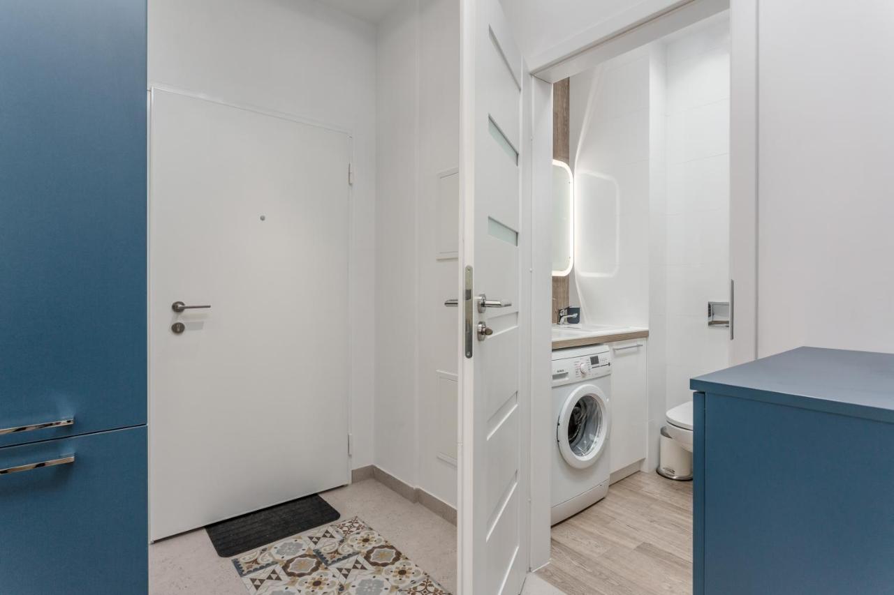 Chill Apartments Warsaw Airport Esterno foto