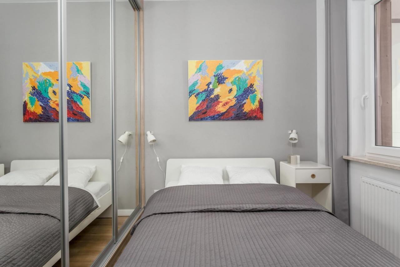 Chill Apartments Warsaw Airport Esterno foto