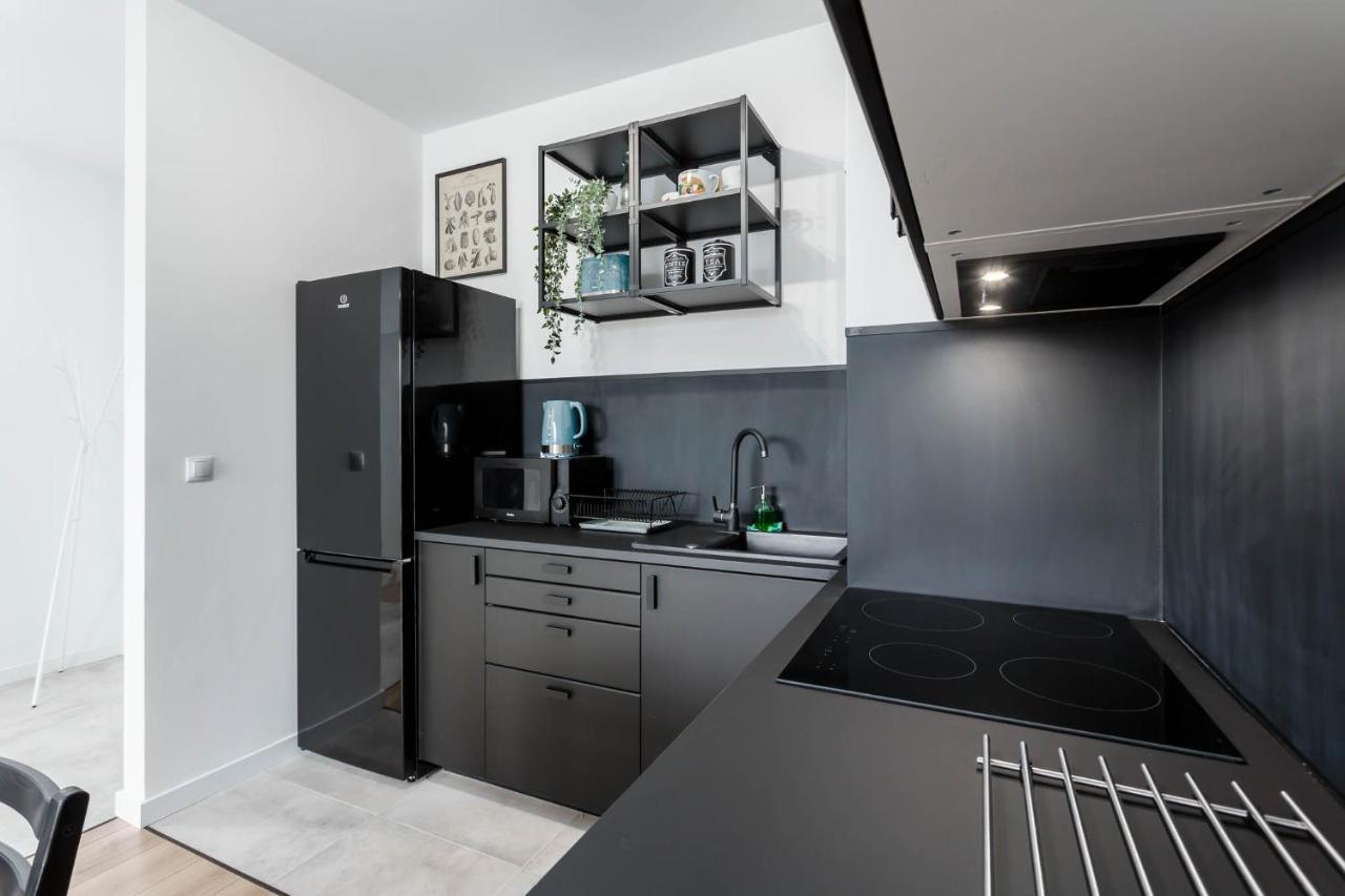 Chill Apartments Warsaw Airport Esterno foto