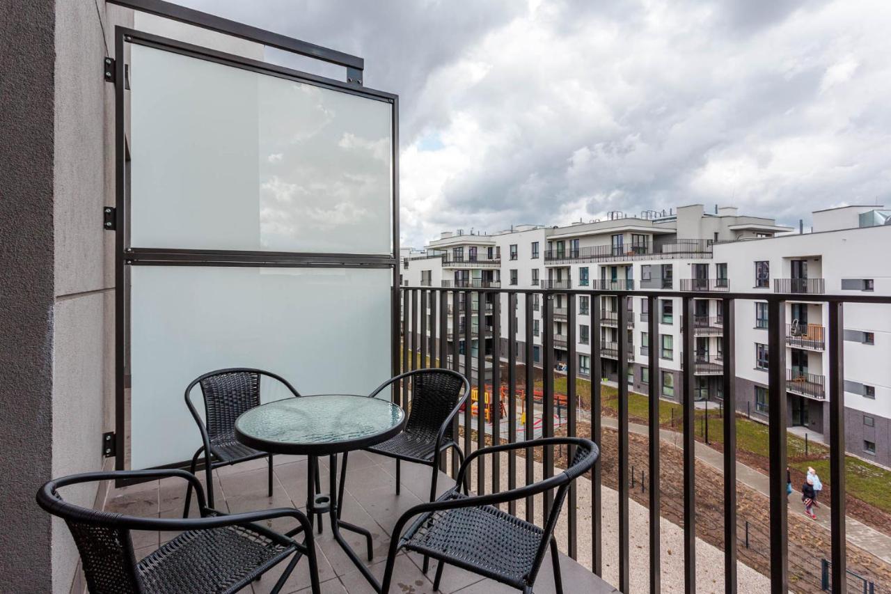 Chill Apartments Warsaw Airport Esterno foto